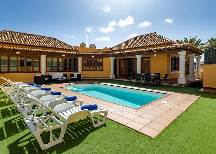 Villa Helen - Heated Pool Wifi Smarttv Barbecue Corralejo