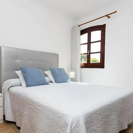 Villa Helen - Heated Pool Wifi Smarttv Barbecue *