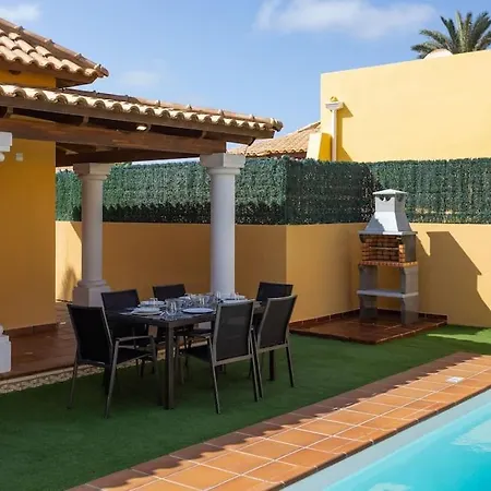 Helen - Heated Pool Wifi Smarttv Barbecue 别墅